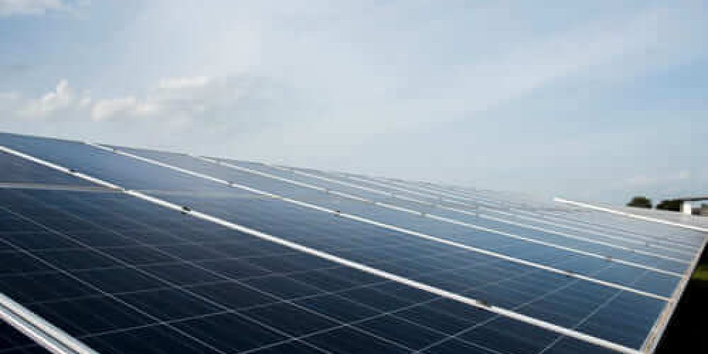 solar-cell-farm-power-station-alternative-energy-from-sun (1)